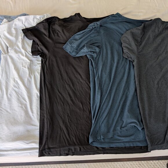 6x Vuori Strato Tech Tees - Picture 2 of 4